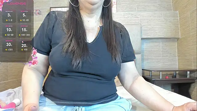 hott mature online show from 07.19.26