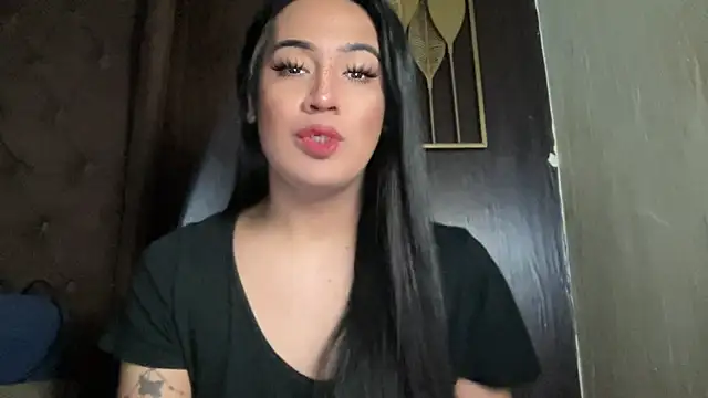Snapshot of majestic_sydney chatting on 05.18.26 majestic sydney online show from 05.18.26