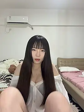 Snapshot of nide-baby chatting on 06.21.26 nide-baby online show from 06.21.26