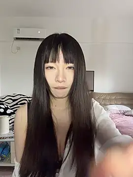 Snapshot of nide-baby chatting on 07.22.26 nide-baby online show from 07.22.26