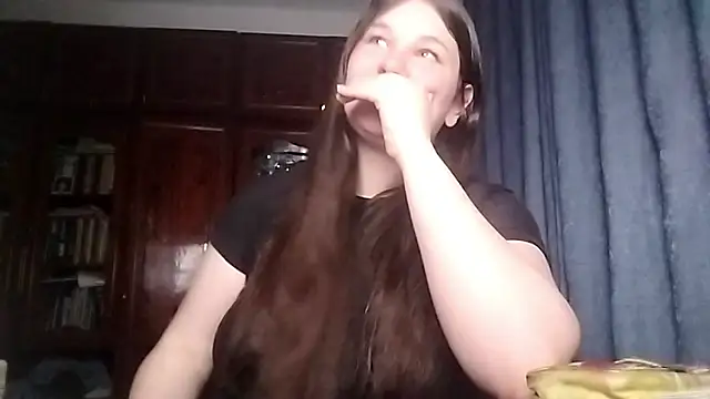 BeatriceMolands online show from 04.22.26