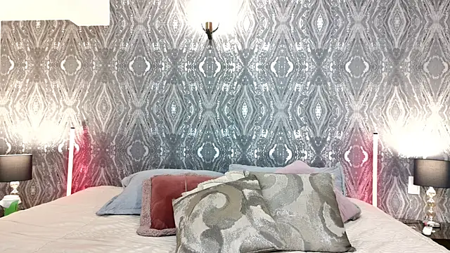 DannaSpencer  online show from 04.21.26