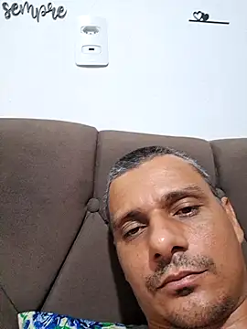 Snapshot of Wesley2027p chatting on 04.28.26 Wesley2027p online show from 04.28.26