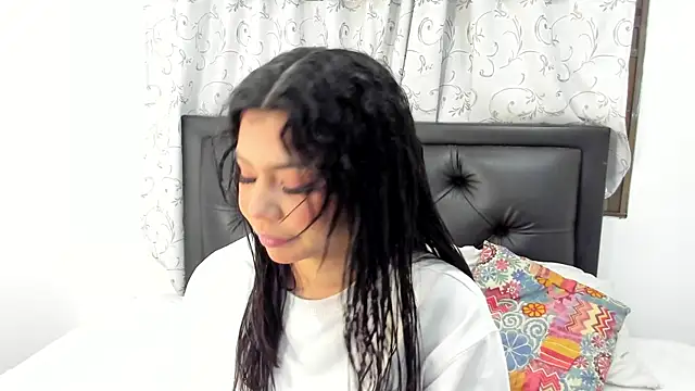 Nathy Pelaez online show from 06.09.26