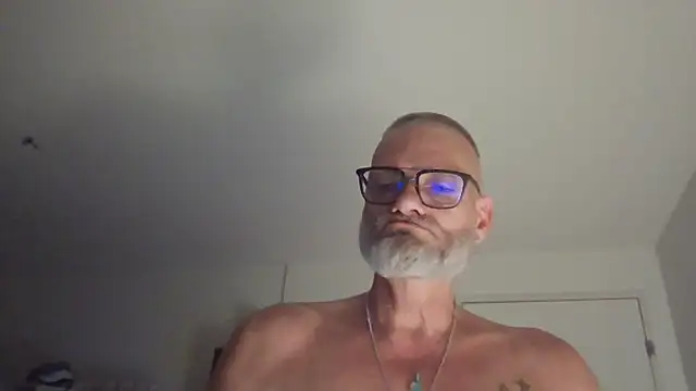 Snapshot of Thomster72 chatting on 08.07.26 Thomster72 online show from 08.07.26