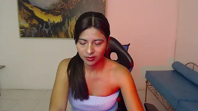 Snapshot of Lady_isabella_ chatting on 04.30.26 Lady isabella online show from 04.30.26