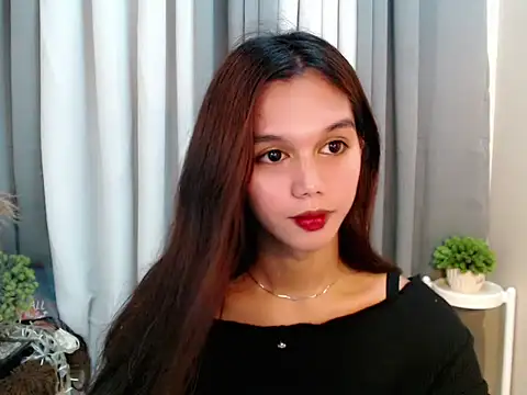 Snapshot of marie_castro chatting on 05.07.26 marie castro online show from 05.07.26