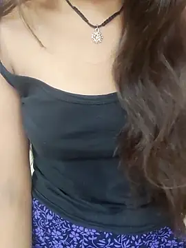 Snapshot of Kamini_rani chatting on 04.28.26 Kamini rani online show from 04.28.26