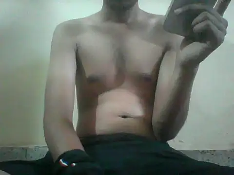 SkinnyGuy23 online show from 04.17.26