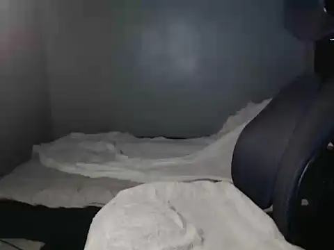 hottie island online show from 04.29.26