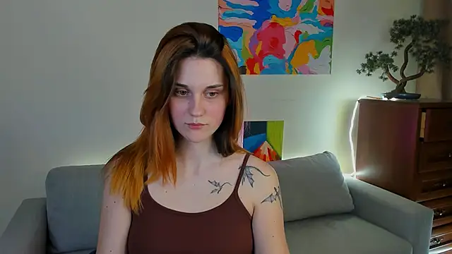 Snapshot of elani_lune chatting on 05.01.26 elani lune online show from 05.01.26