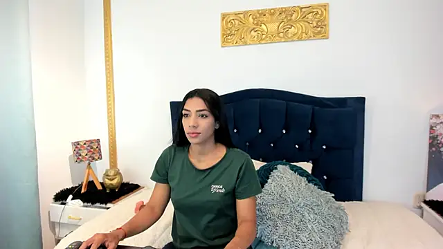 AmberKayleigh online show from 04.21.26