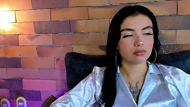 isabella hv online show from 04.21.26