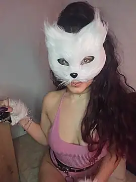 Snapshot of lilianroses chatting on 05.16.26 lilianroses online show from 05.16.26