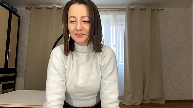 Snapshot of MariaSpadoni chatting on 04.22.26 MariaSpadoni online show from 04.22.26