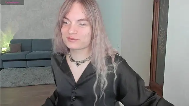 milliKira006 online show from 04.21.26