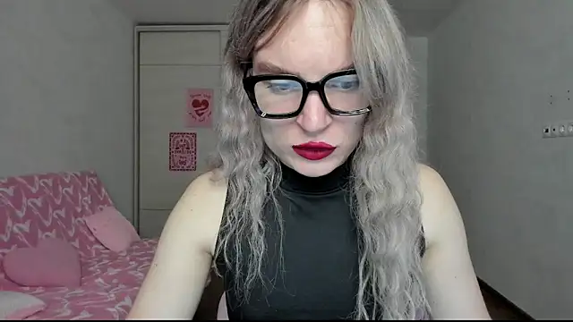 milliKira006 online show from 04.29.26