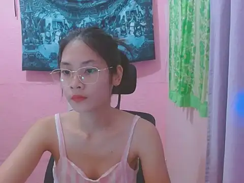 Snapshot of Sweetsexylady19 chatting on 07.05.26 Sweetsexylady19 online show from 07.05.26