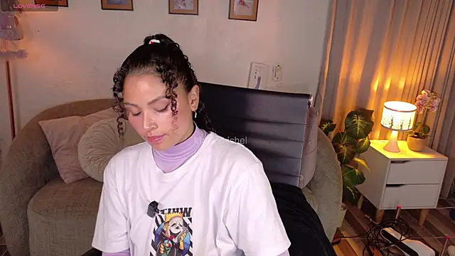 Snapshot of Marivimichel_s chatting on 04.21.26 Marivimichel s online show from 04.21.26