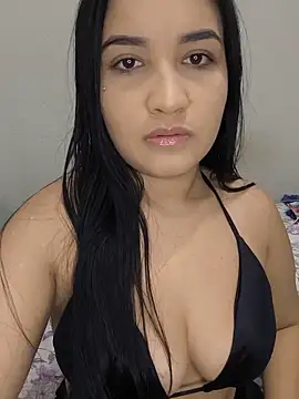 Snapshot of eline01 chatting on 05.18.26 eline01 online show from 05.18.26