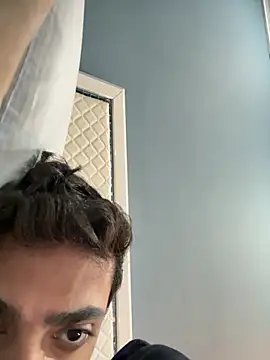 errrry16 online show from 04.18.26