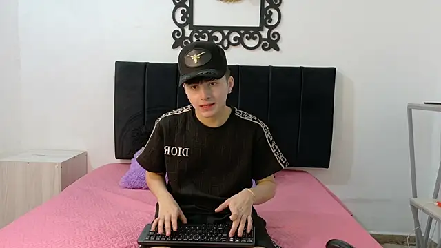LunayDream online show from 07.18.26