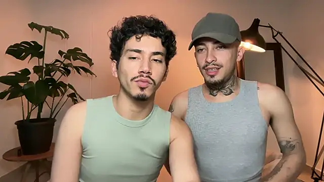 Snapshot of Noah_and_Steven chatting on 06.19.26 Noah and Steven online show from 06.19.26