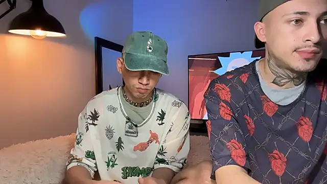 Snapshot of Noah_and_Steven chatting on 07.23.26 Noah and Steven online show from 07.23.26
