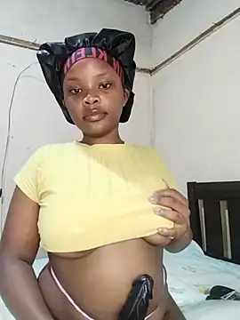 Snapshot of thicknuun chatting on 07.19.26 thicknuun online show from 07.19.26