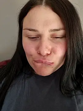 XAlice69 online show from 04.21.26