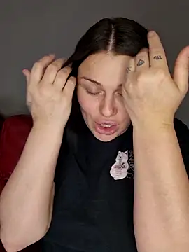 XAlice69 online show from 04.22.26