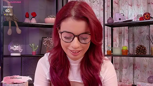 Snapshot of Sophie_Rae chatting on 05.16.26 Sophie Rae online show from 05.16.26