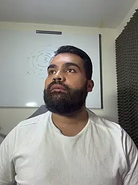 Snapshot of LucaLaurent chatting on 04.22.26 LucaLaurent online show from 04.22.26