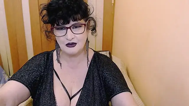 QuuenOfSin online show from 02.02.25