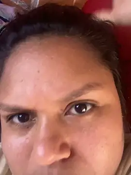 Snapshot of Candelita-hott chatting on 04.29.26 Candelita-hott online show from 04.29.26
