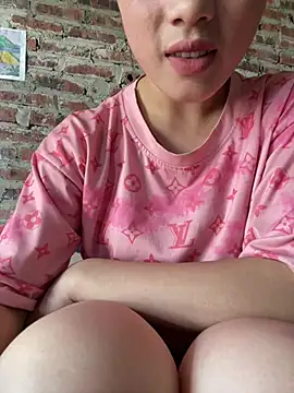 hoaithu1 online show from 04.20.26