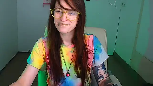 Snapshot of Luna_Tantra chatting on 07.02.26 Luna Tantra online show from 07.02.26