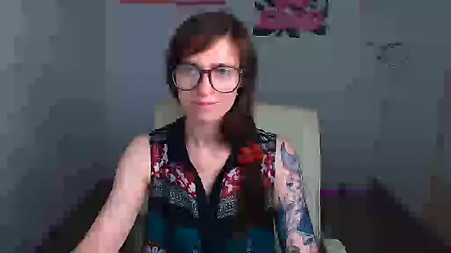 Snapshot of Luna_Tantra chatting on 07.03.26 Luna Tantra online show from 07.03.26