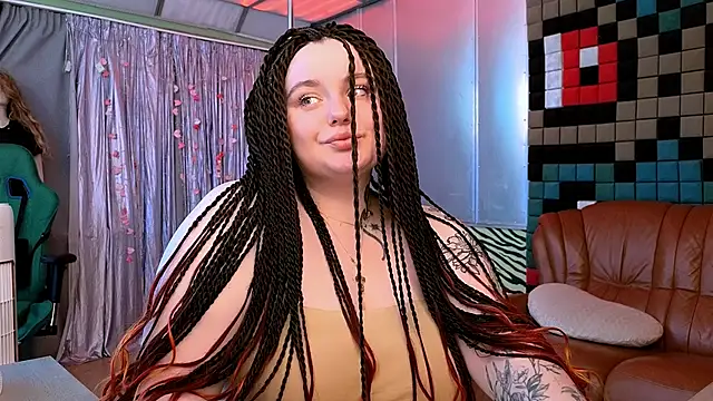 CatherineClaire online show from 06.05.26