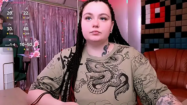 Snapshot of CatherineClaire chatting on 06.19.26 CatherineClaire online show from 06.19.26