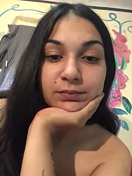 Snapshot of amira1348 chatting on 06.05.26 amira1348 online show from 06.05.26