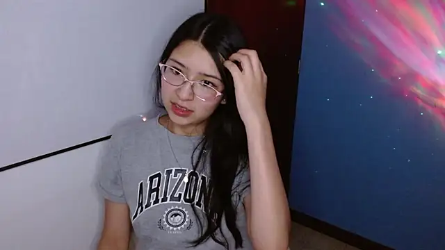Snapshot of Danii_rizzo chatting on 05.19.26 Danii rizzo online show from 05.19.26