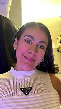 Snapshot of Laia_Hills chatting on 08.04.26 Laia Hills online show from 08.04.26