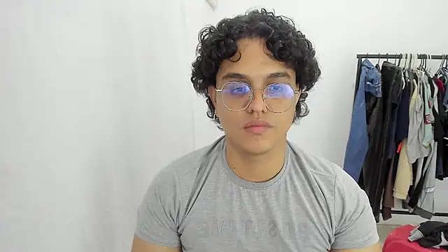 Donatello versus online show from 04.21.26