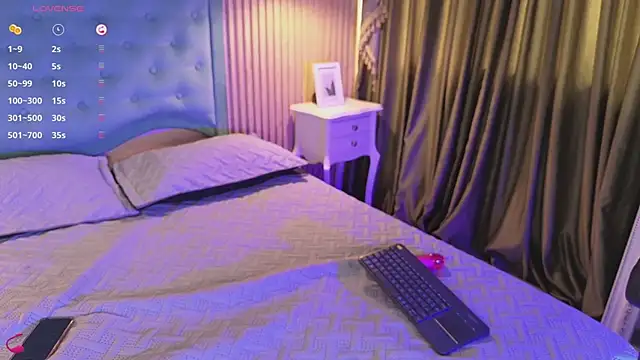 Snapshot of scarleettdoll chatting on 05.10.26 scarleettdoll online show from 05.10.26