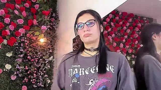 MilaWhitte online show from 07.22.26