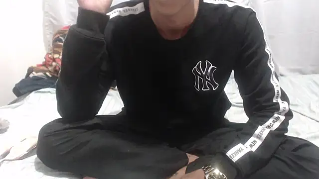 dark 21   online show from 04.22.26