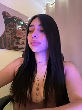 Snapshot of IsabellaNoir_ chatting on 07.15.26 IsabellaNoir online show from 07.15.26