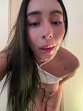 Snapshot of IsabellaNoir_ chatting on 07.18.26 IsabellaNoir online show from 07.18.26