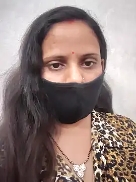 Snapshot of Cutie_Neetu chatting on 05.04.26 Cutie Neetu online show from 05.04.26